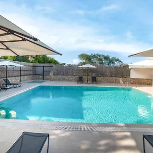 Apart Otel Oezguem, Datça